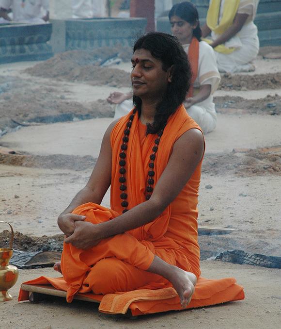 Swami (13)