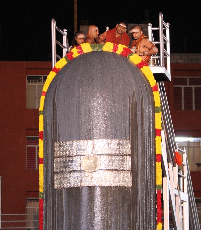 What makes instant Karma happen? Why does certain Karma carry over for a long period of&nbsp;time?’