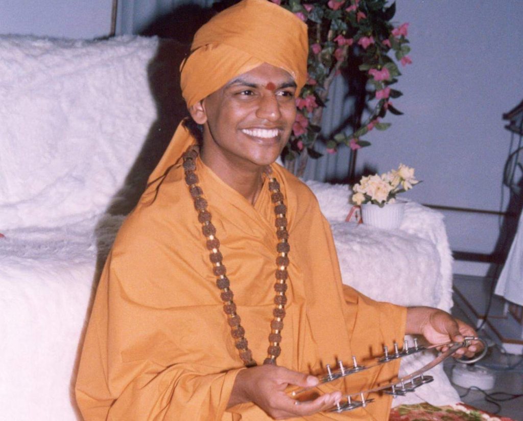 Sannyas is taking a strong decision not to allow the unconscious to hinder the consciousness and to establish consciousness firmly on the master and his words