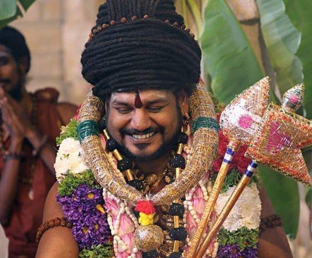 Jeevan mukta is a person who has clarity about the goal and pours his consciousness only on that goal every moment of life.